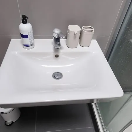 Appartement Garden Apartment, Free Private Garage Parking Košice