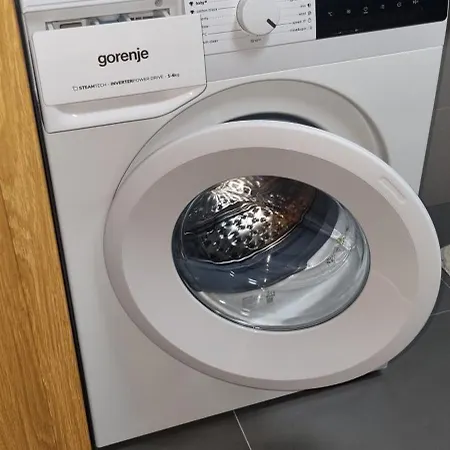 Appartement Garden Apartment, Free Private Garage Parking Košice